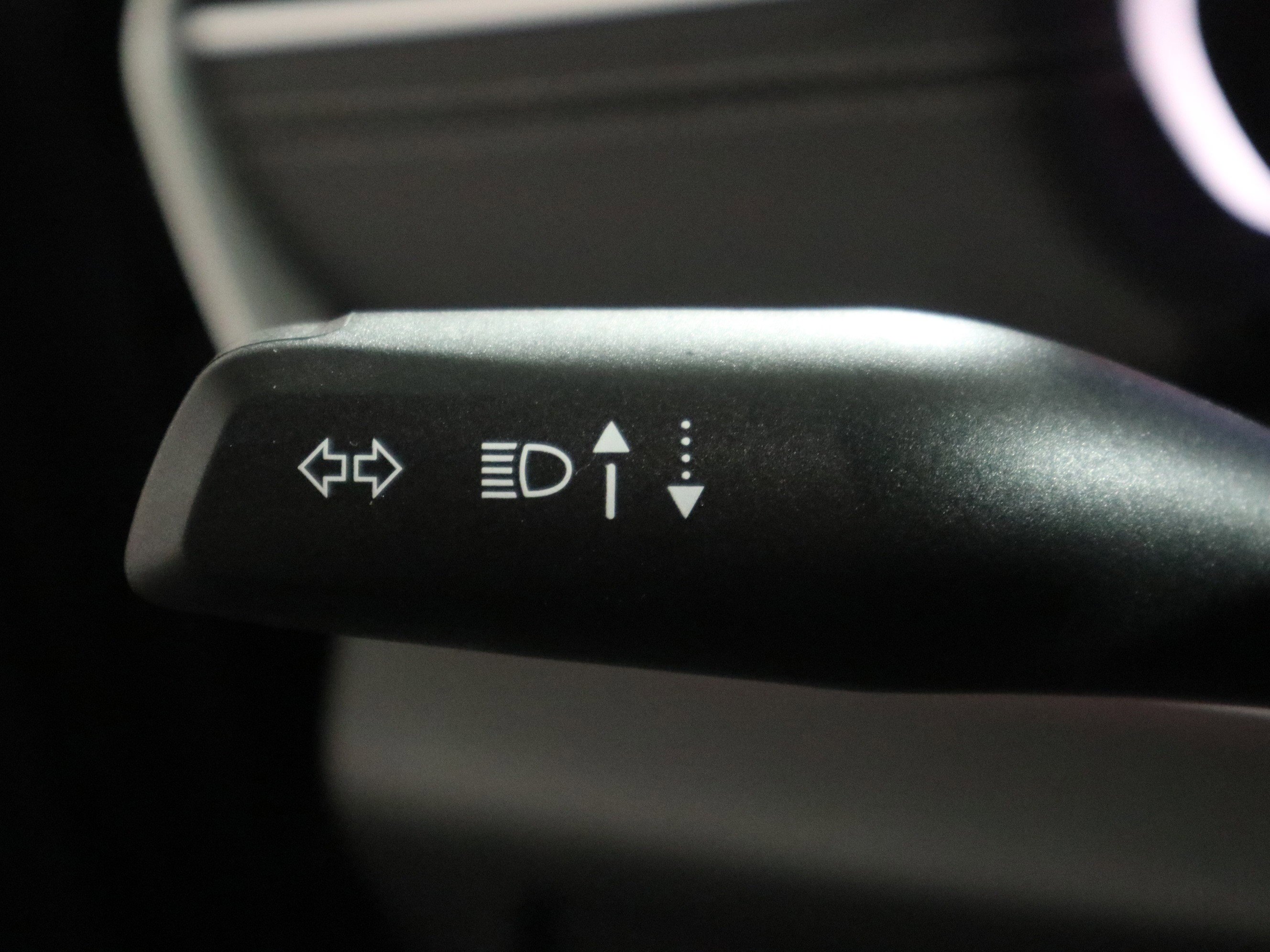 New 2025 Jeep Grand Cherokee Limited w/ Luxury Tech Group II image 30