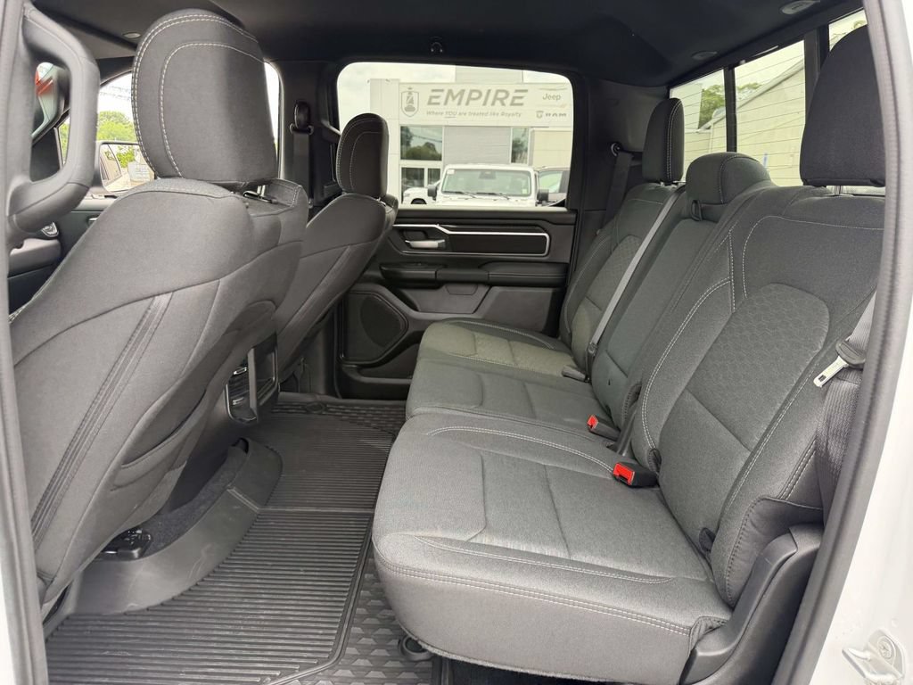 Used 2025 RAM 1500 Big Horn AWD/4WD image 17
