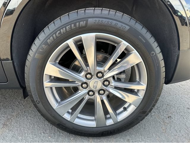 Certified 2025 Cadillac XT5 Premium Luxury FWD image 4