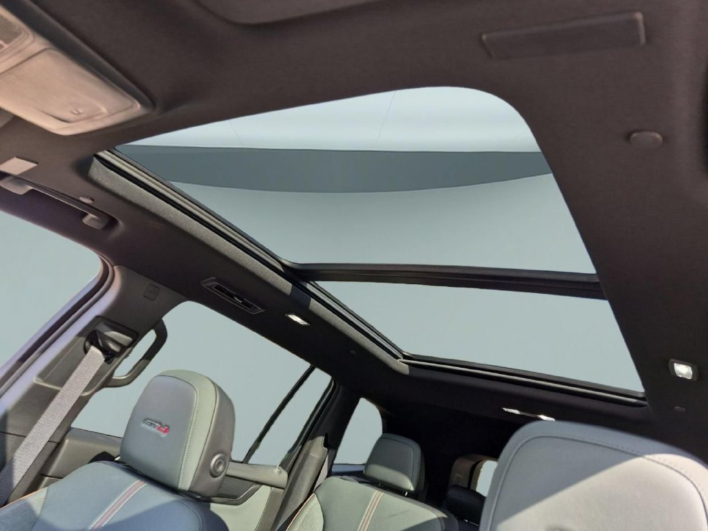 New 2026 GMC Acadia AT4 AWD/4WD image 18