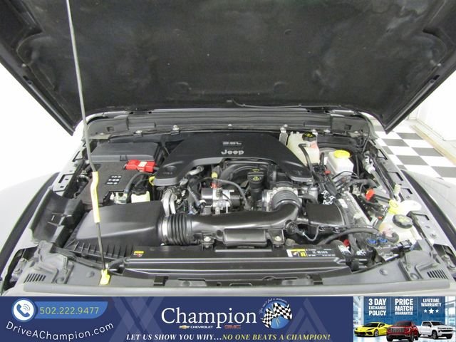 Used 2021 Jeep Wrangler Unlimited Rubicon AWD/4WD image 42