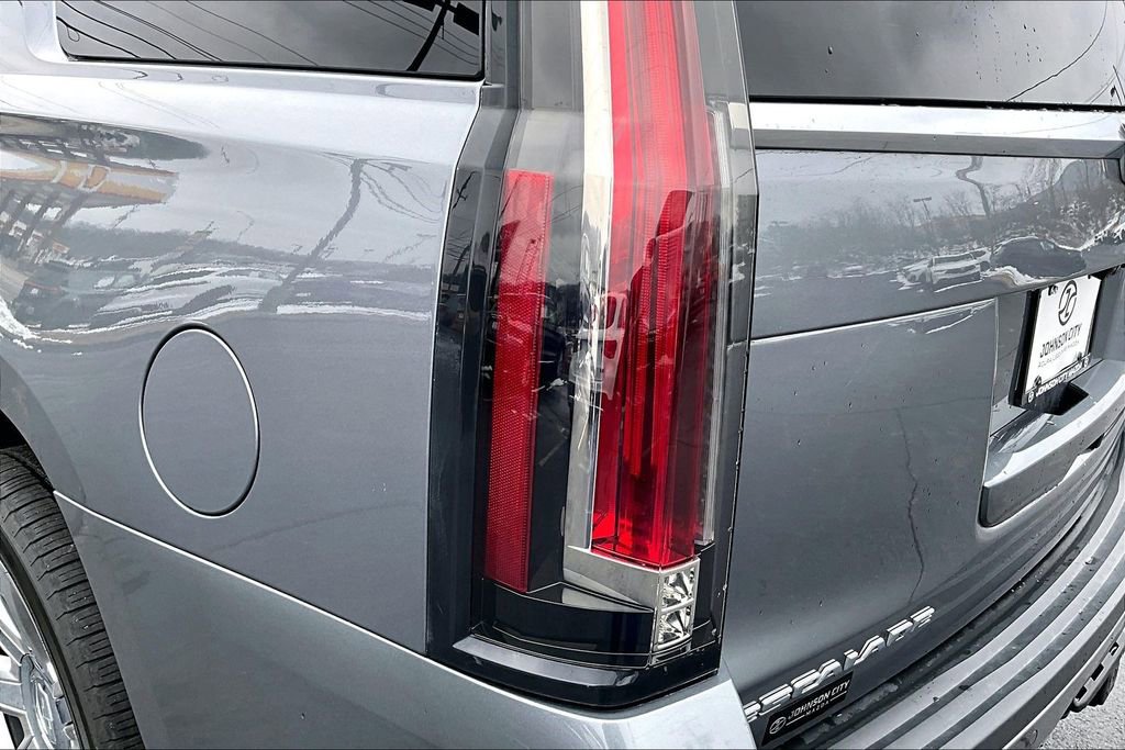 Used 2019 Cadillac Escalade Luxury image 30
