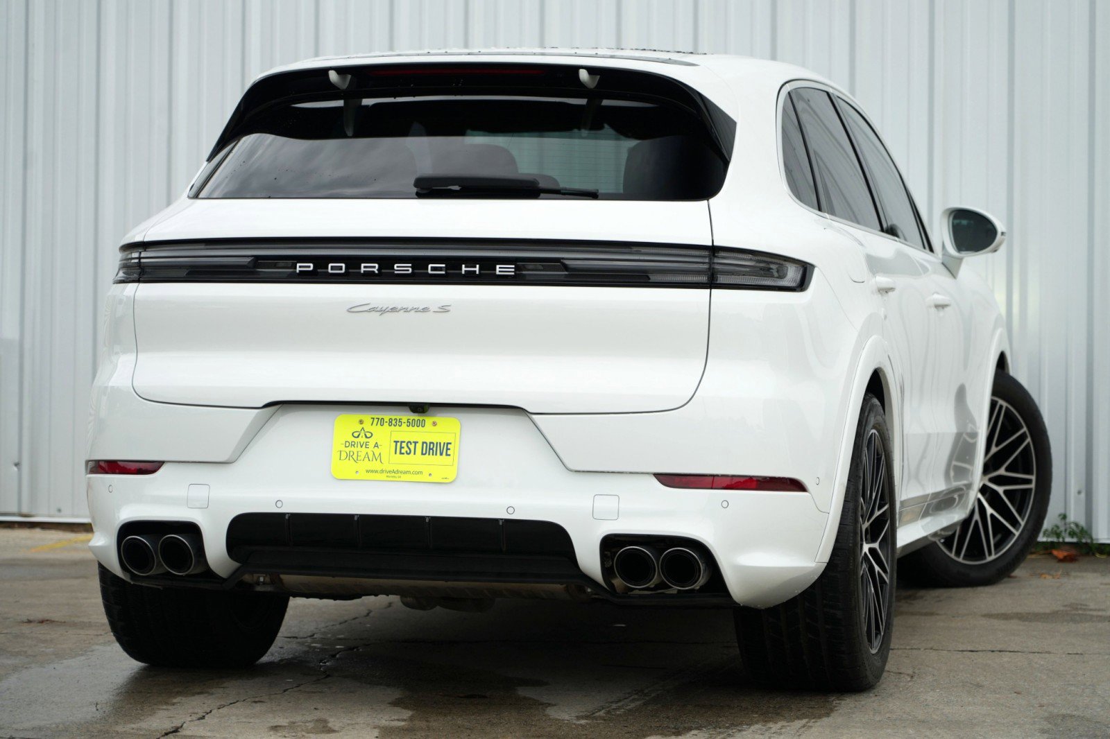 Used 2024 Porsche Cayenne S w/ Premium Package Plus image 5