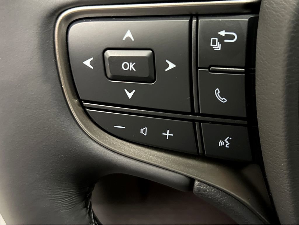 New 2026 Lexus UX 300h AWD image 12