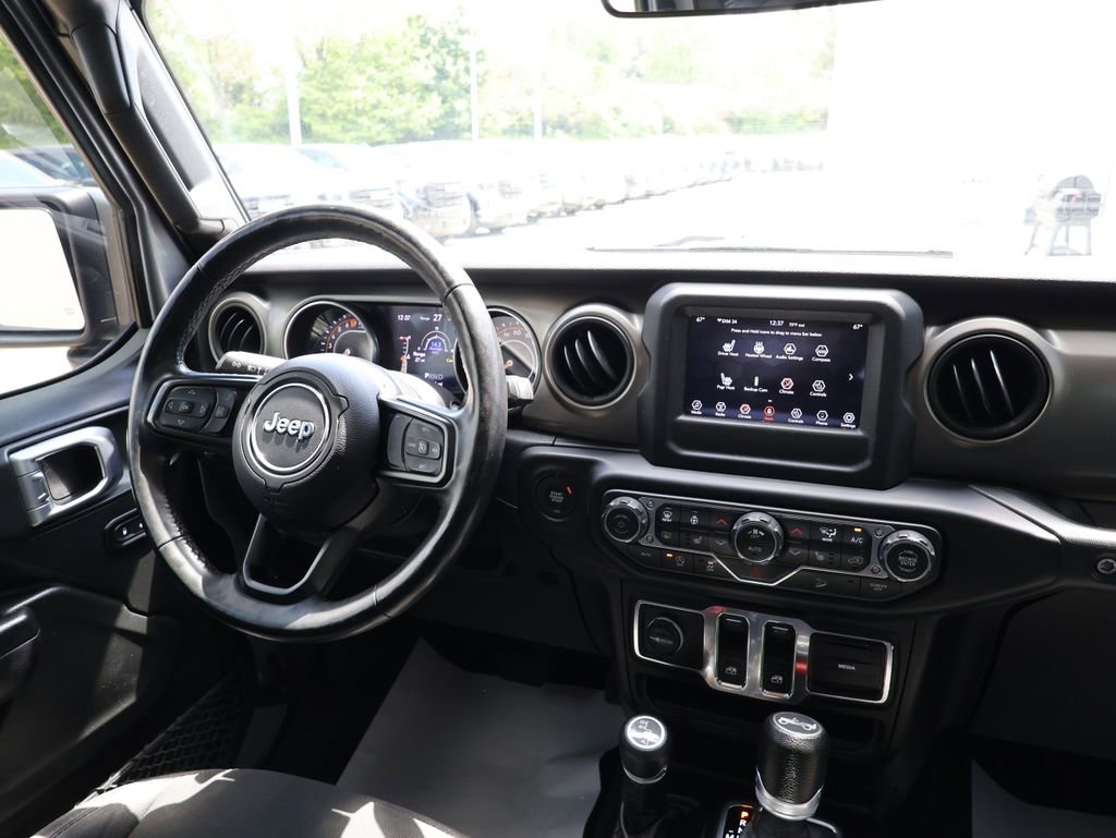 Used 2018 Jeep Wrangler Sport AWD/4WD image 24