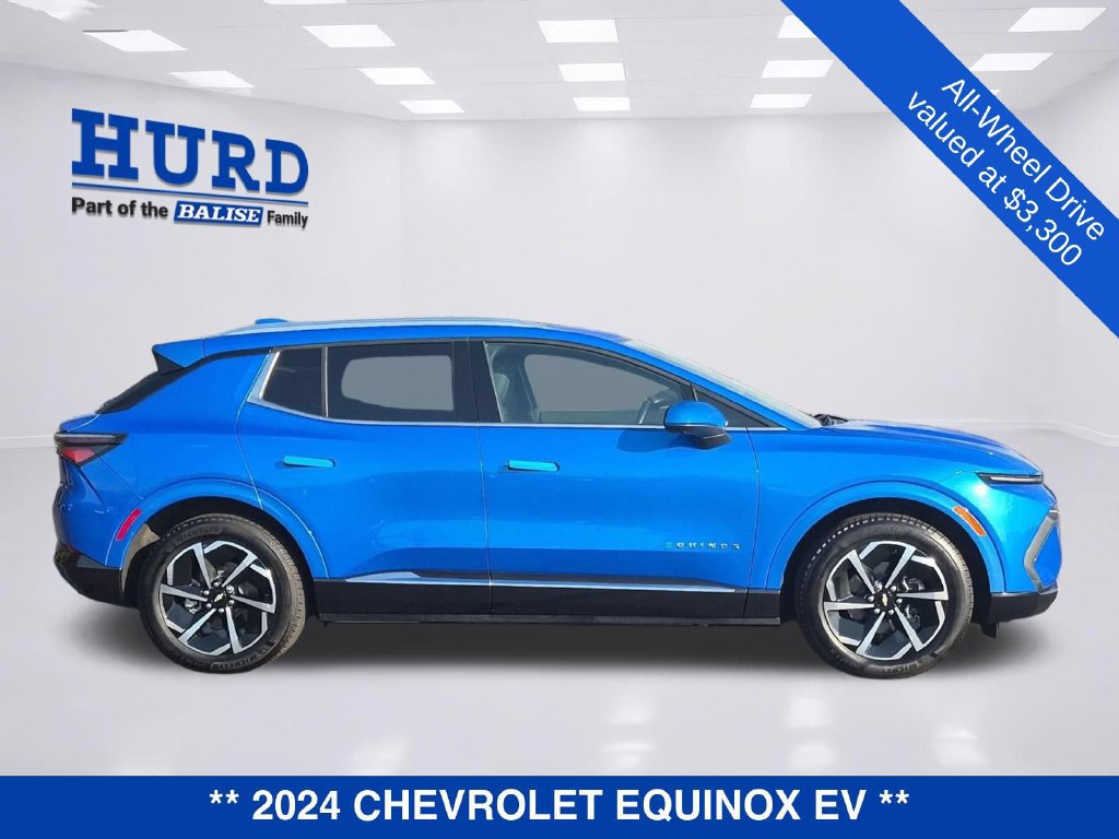 Used 2024 Chevrolet Equinox EV LT AWD/4WD image 3