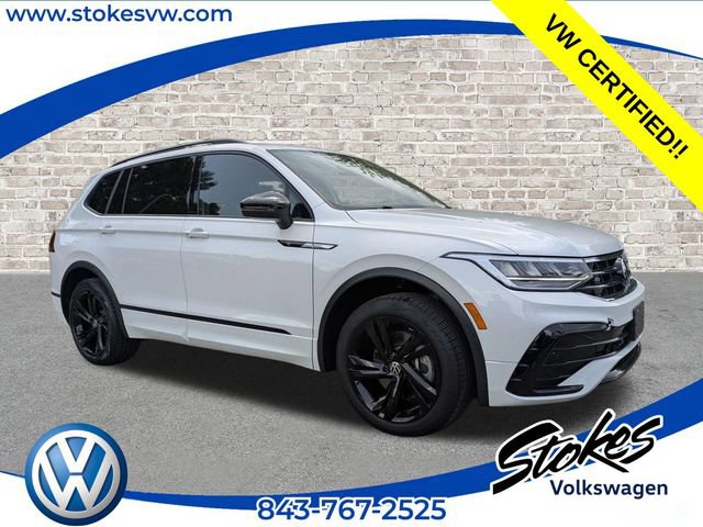 Certified 2023 Volkswagen Tiguan SE R-Line FWD image 1