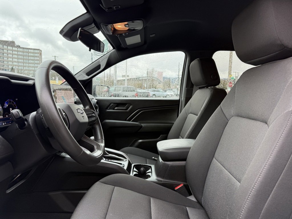 Used 2024 Chevrolet Colorado Trail Boss image 13