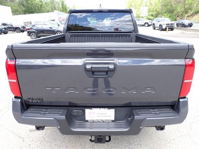 Certified 2026 Toyota Tacoma TRD Sport AWD/4WD image 5