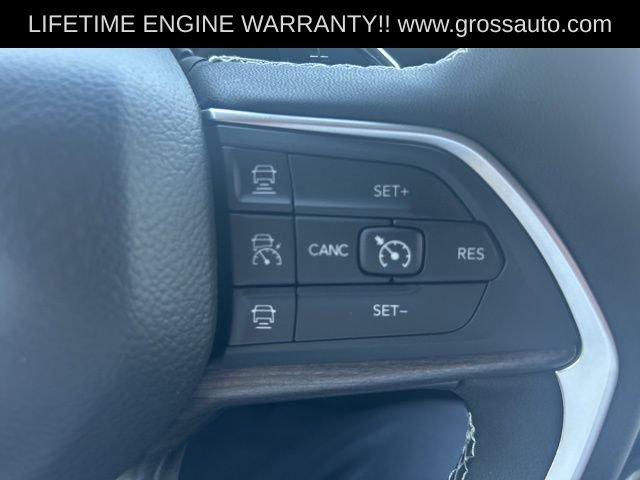 Used 2025 Jeep Grand Cherokee L Limited w/ Luxury Tech Group II AWD/4WD image 10