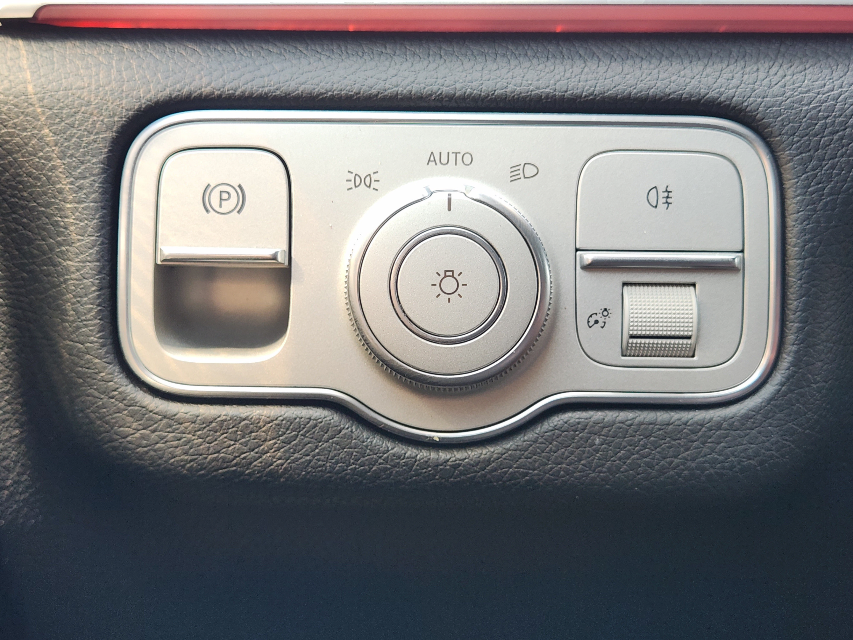 Used 2024 Mercedes-Benz GLS 450 4MATIC image 18