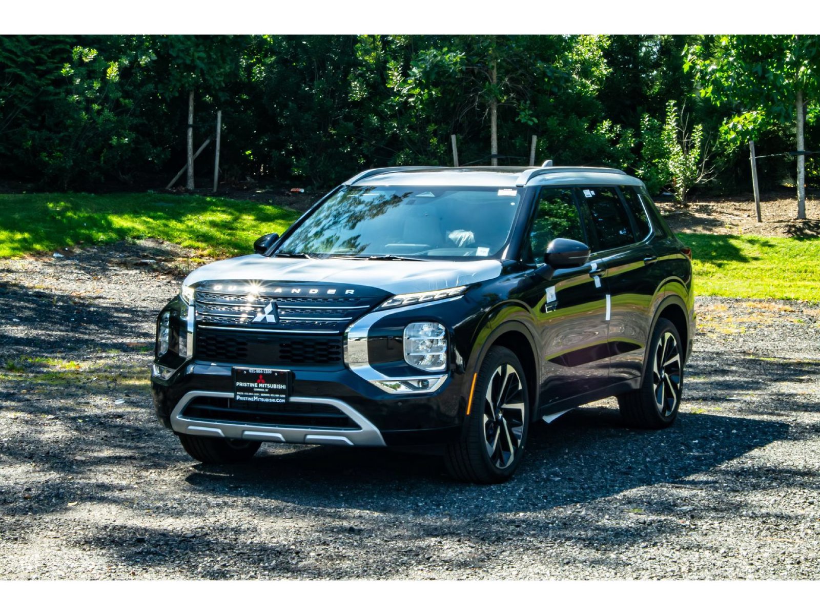 New 2025 Mitsubishi Outlander SEL AWD/4WD image 2