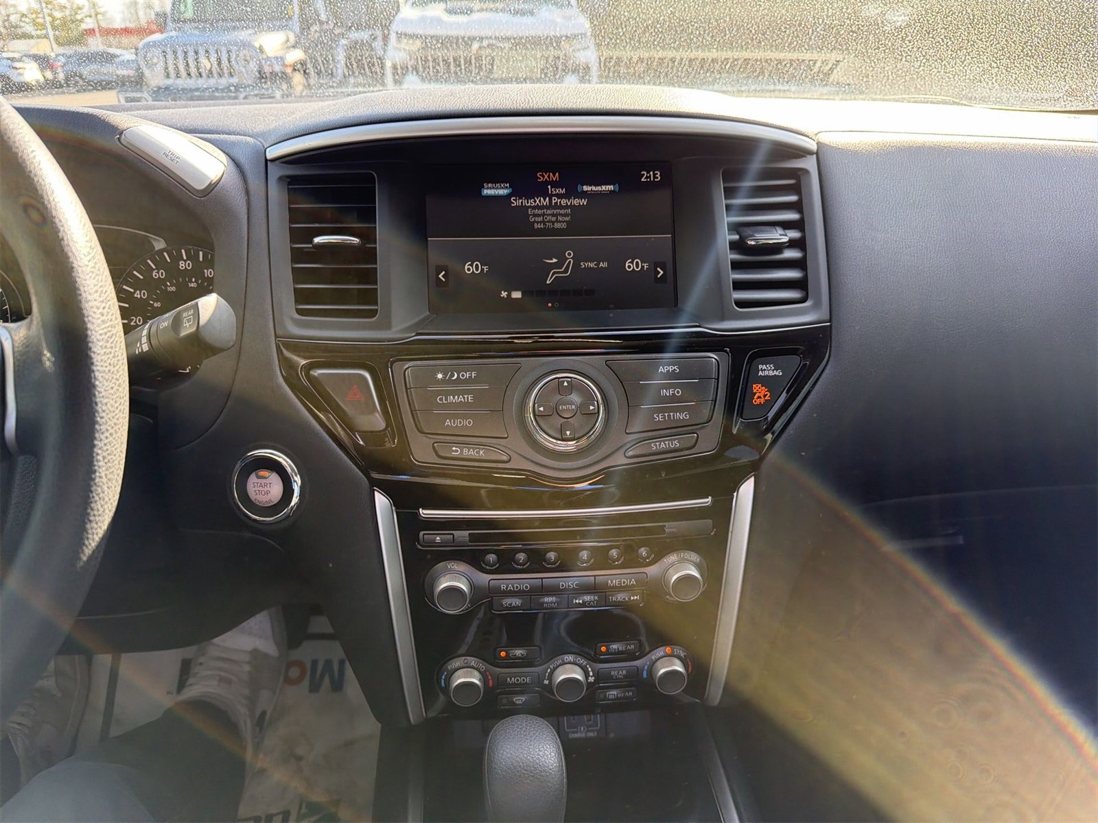 Used 2020 Nissan Pathfinder S image 11