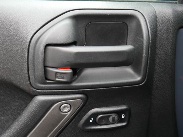 Used 2017 Jeep Wrangler Unlimited Sport AWD/4WD image 9