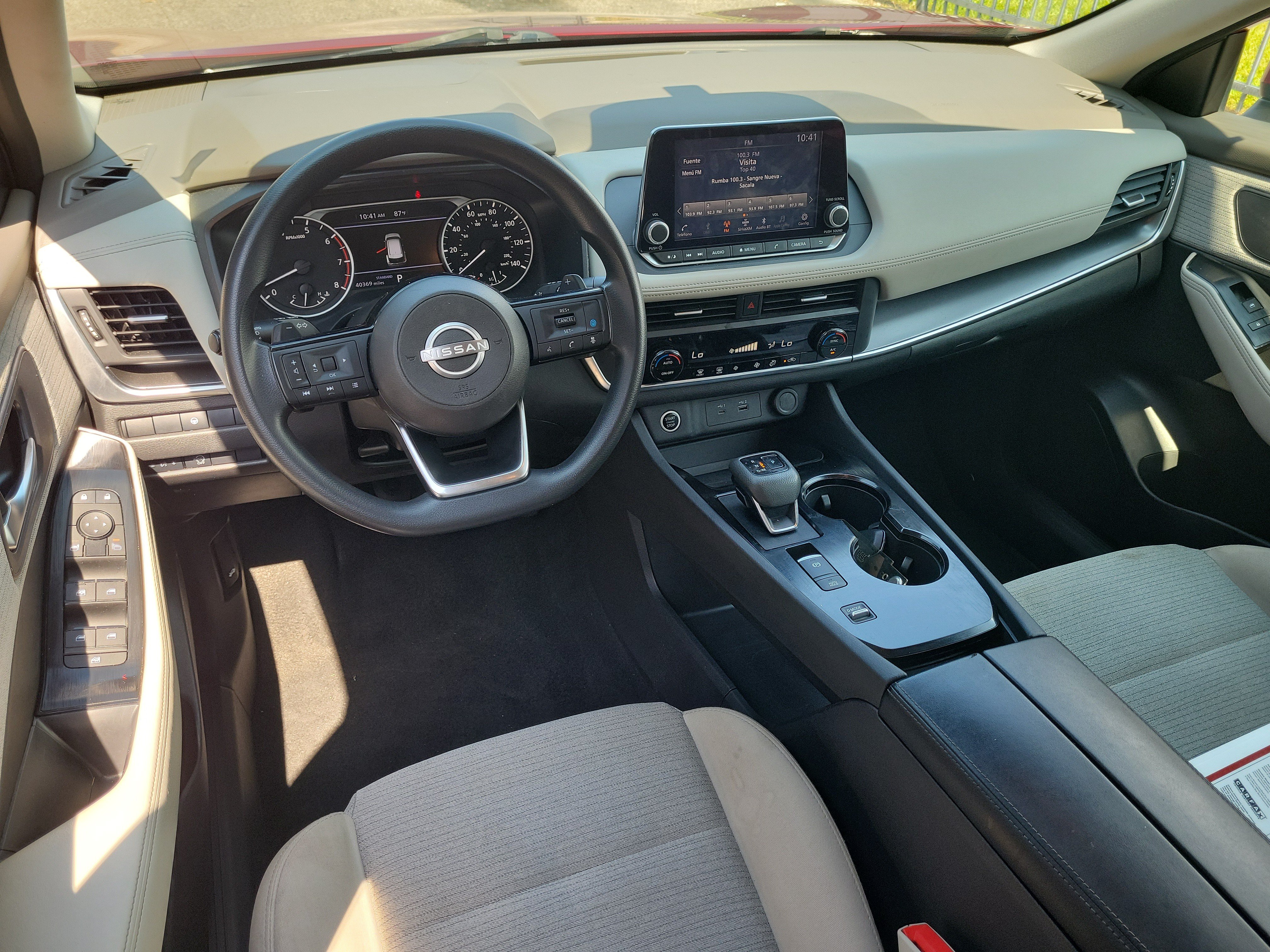 Certified 2023 Nissan Rogue SV FWD image 16