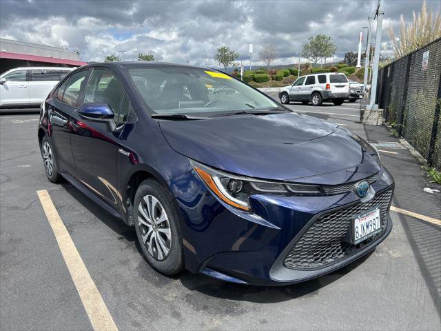 Certified 2020 Toyota Corolla LE FWD image 1