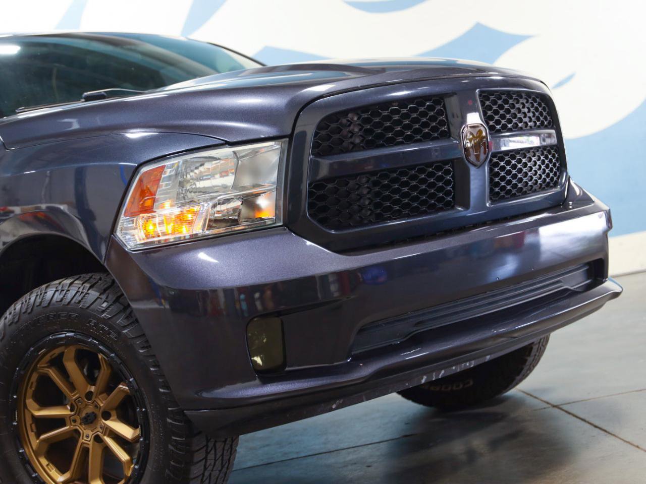 Used 2018 RAM 1500 Express w/ Express Value Package AWD/4WD image 32
