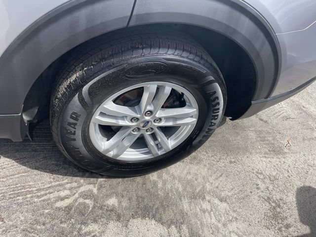 Used 2020 Ford Explorer XLT AWD/4WD image 17
