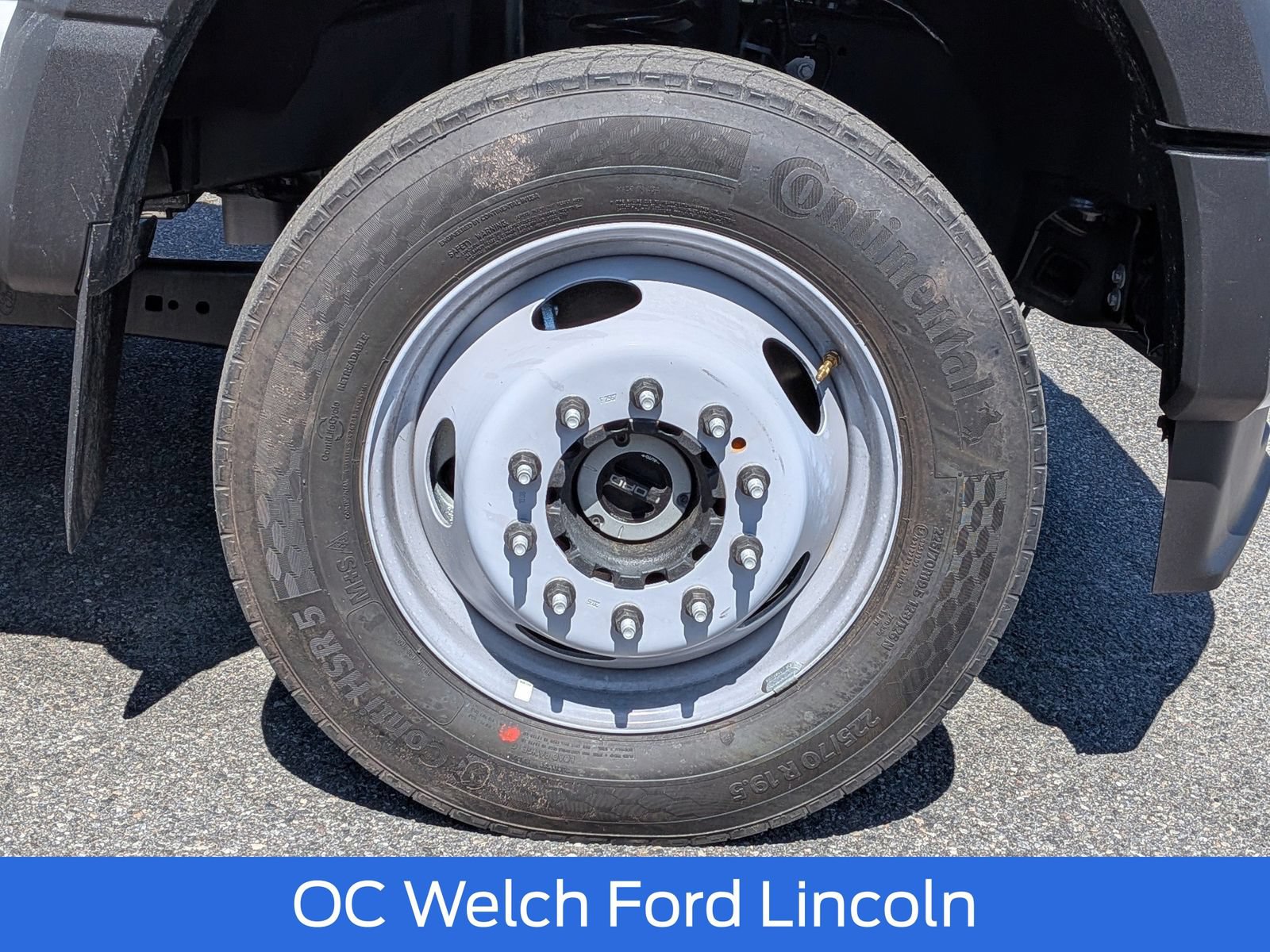 New 2026 Ford F550 4x4 Regular Cab Super Duty w/ XL Chrome Package image 7