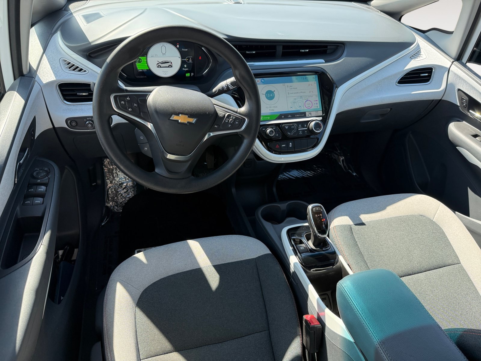 Used 2018 Chevrolet Bolt LT FWD image 15