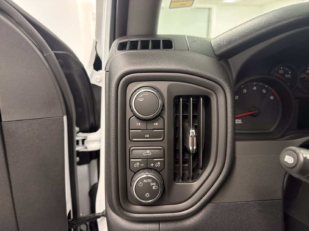 New 2026 Chevrolet Silverado 2500 Custom w/ Custom Convenience Package AWD/4WD image 18