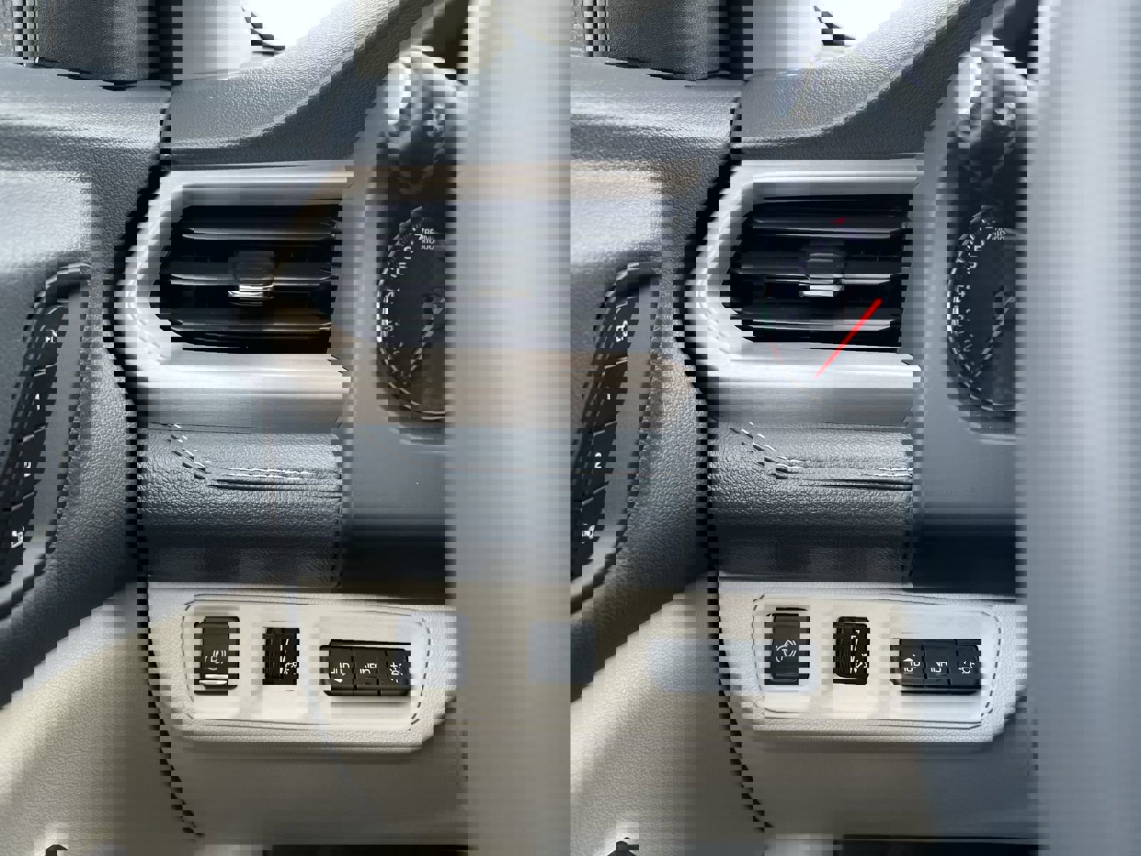 Used 2023 GMC Acadia Denali w/ Denali Ultimate Package image 18