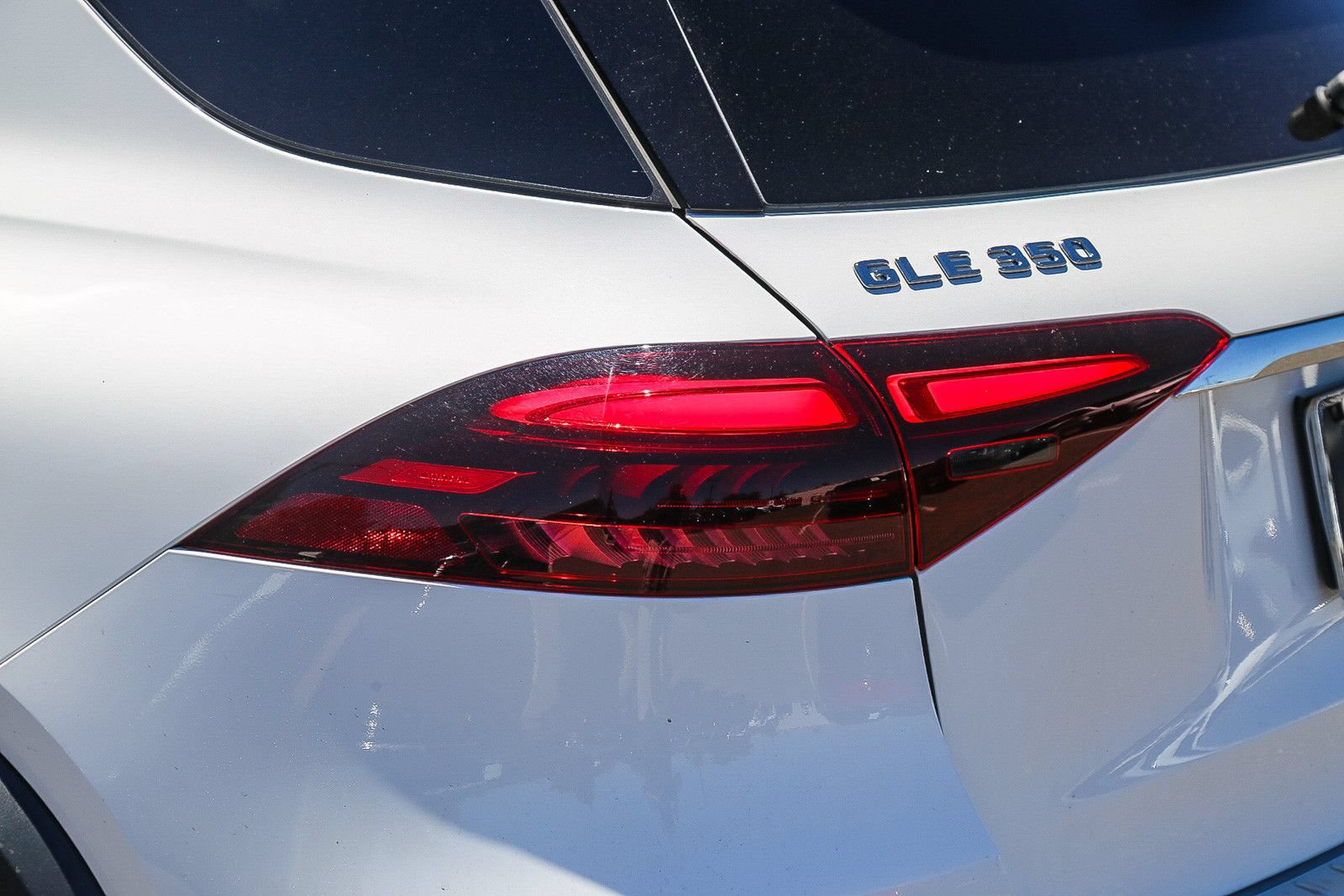 Used 2024 Mercedes-Benz GLE 350 4MATIC image 8