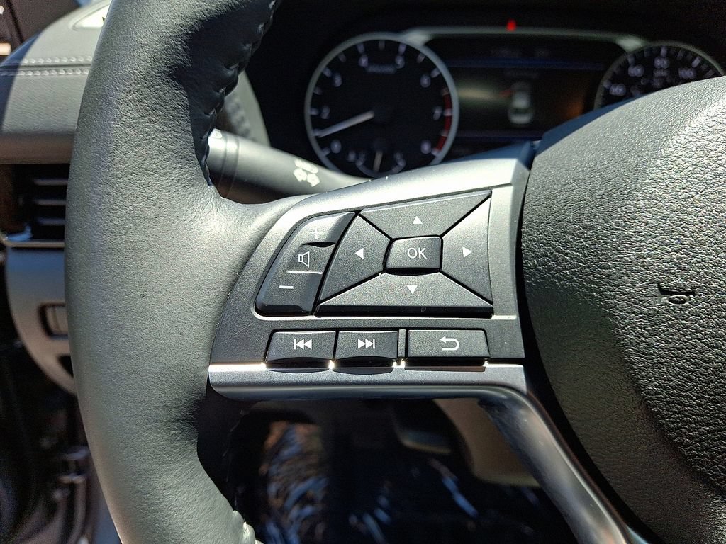 Used 2023 Nissan Sentra SV w/ All-Weather Package FWD image 20