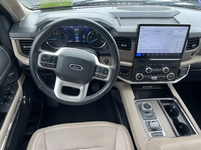 Used 2024 Ford Expedition Limited AWD/4WD image 12