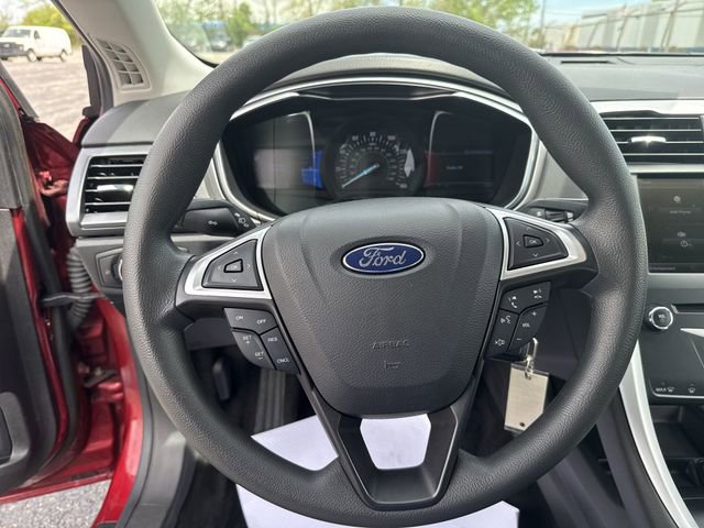 Used 2013 Ford Fusion SE FWD image 13