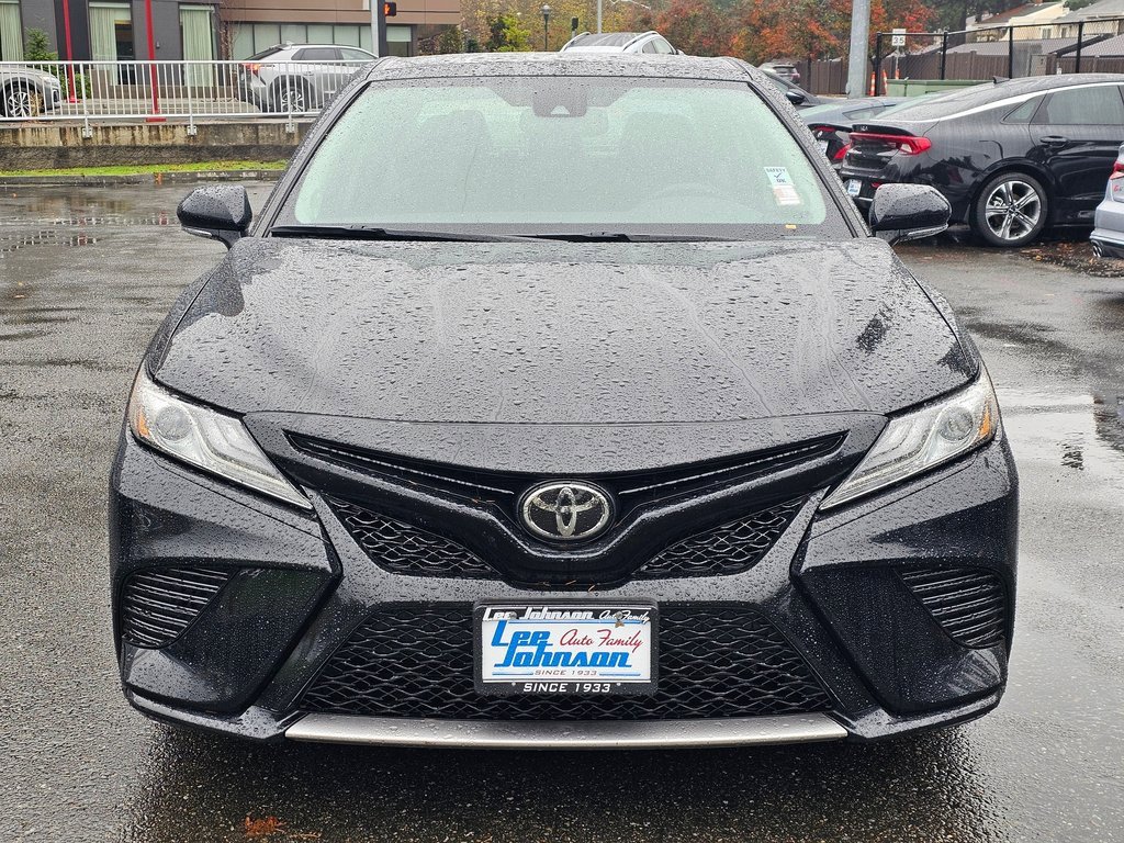 Used 2019 Toyota Camry XSE image 2