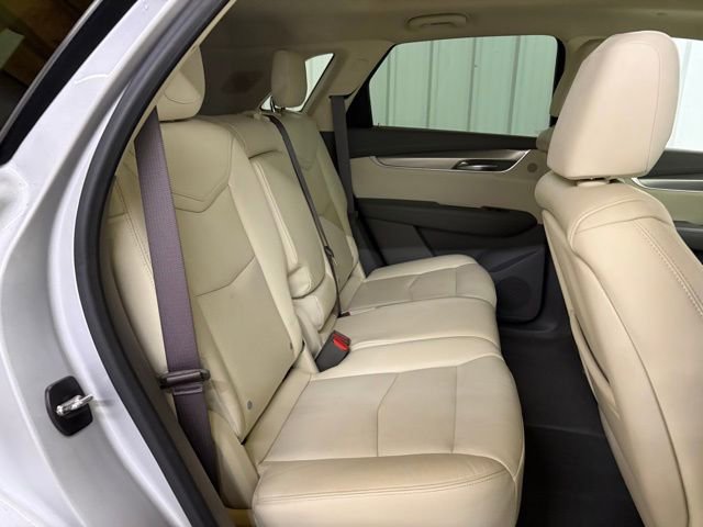 Used 2018 Cadillac XT5 Luxury w/ Driver Awareness Package AWD/4WD image 13