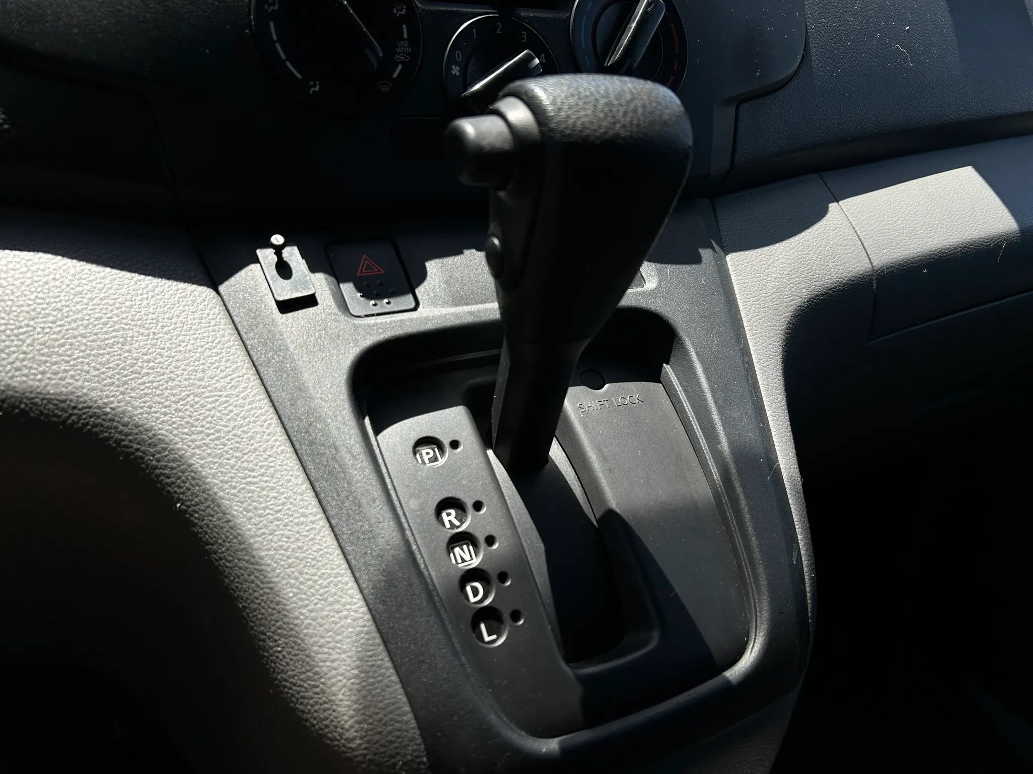 Used 2015 Nissan NV200 S FWD image 16
