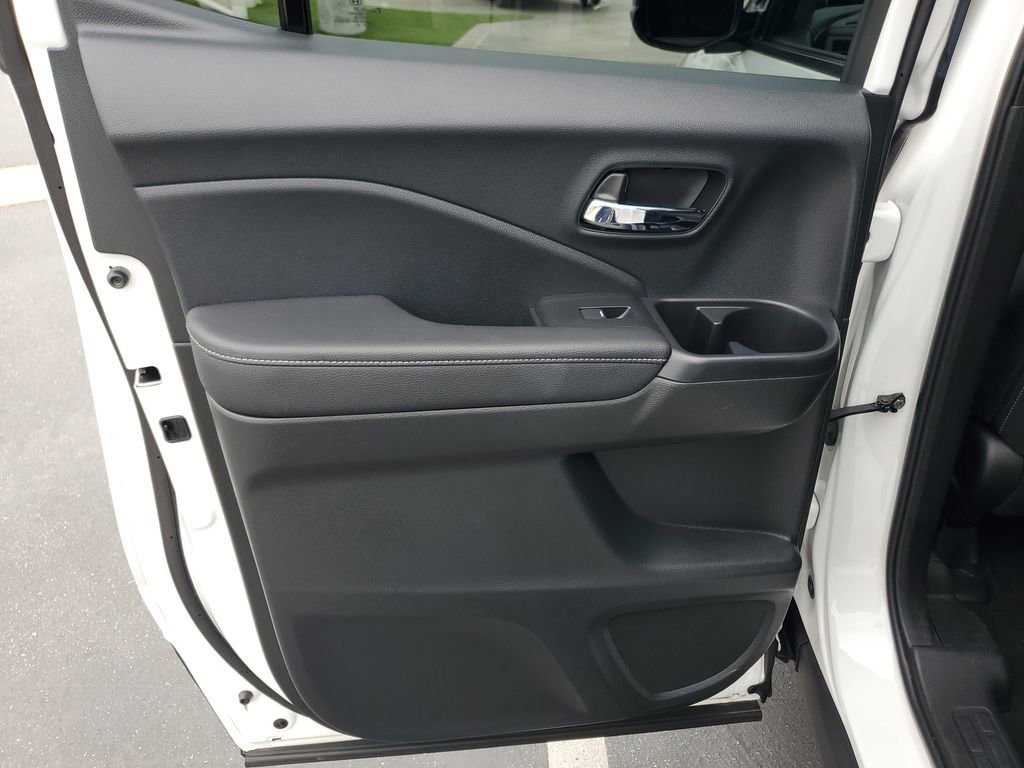 Certified 2023 Honda Ridgeline Sport image 16