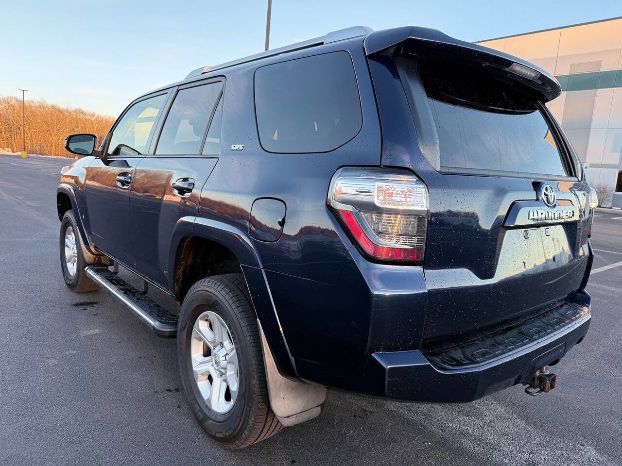 Used 2014 Toyota 4Runner SR5 image 6