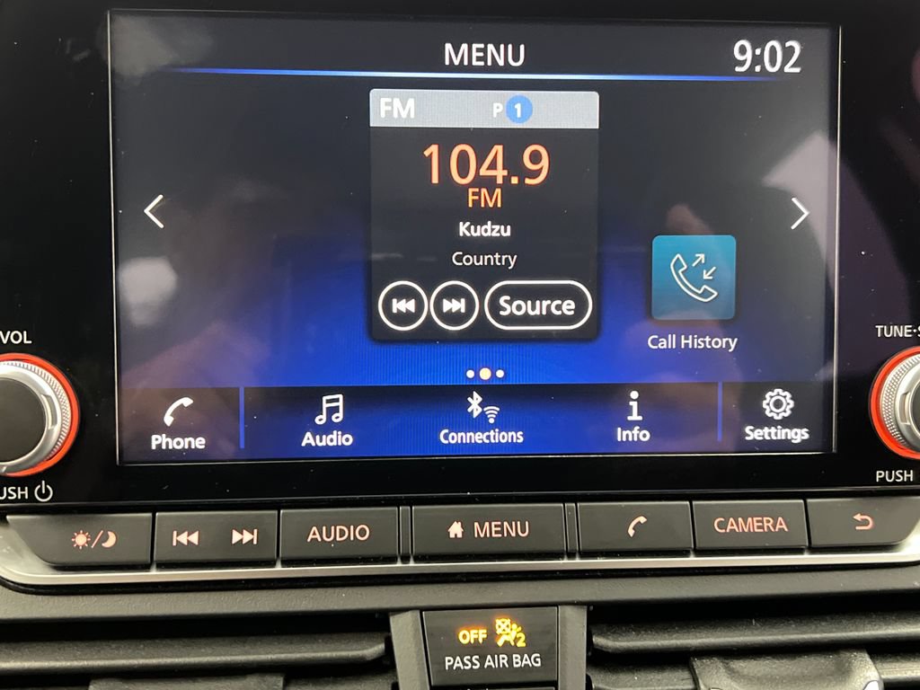 Used 2025 Nissan Altima 2.5 SV FWD image 51