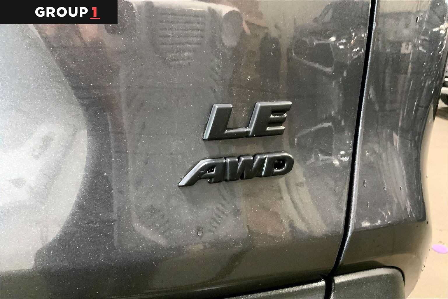 Used 2025 Toyota RAV4 LE AWD/4WD image 10