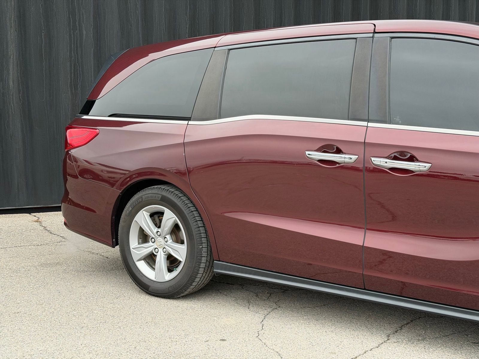 Used 2018 Honda Odyssey EX-L image 5
