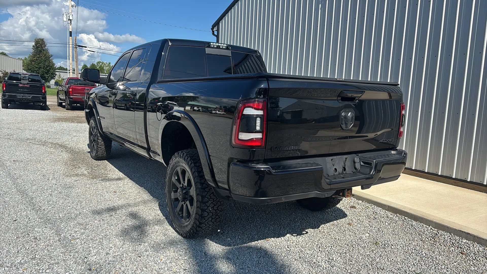 Used 2019 RAM 2500 Laramie AWD/4WD image 3