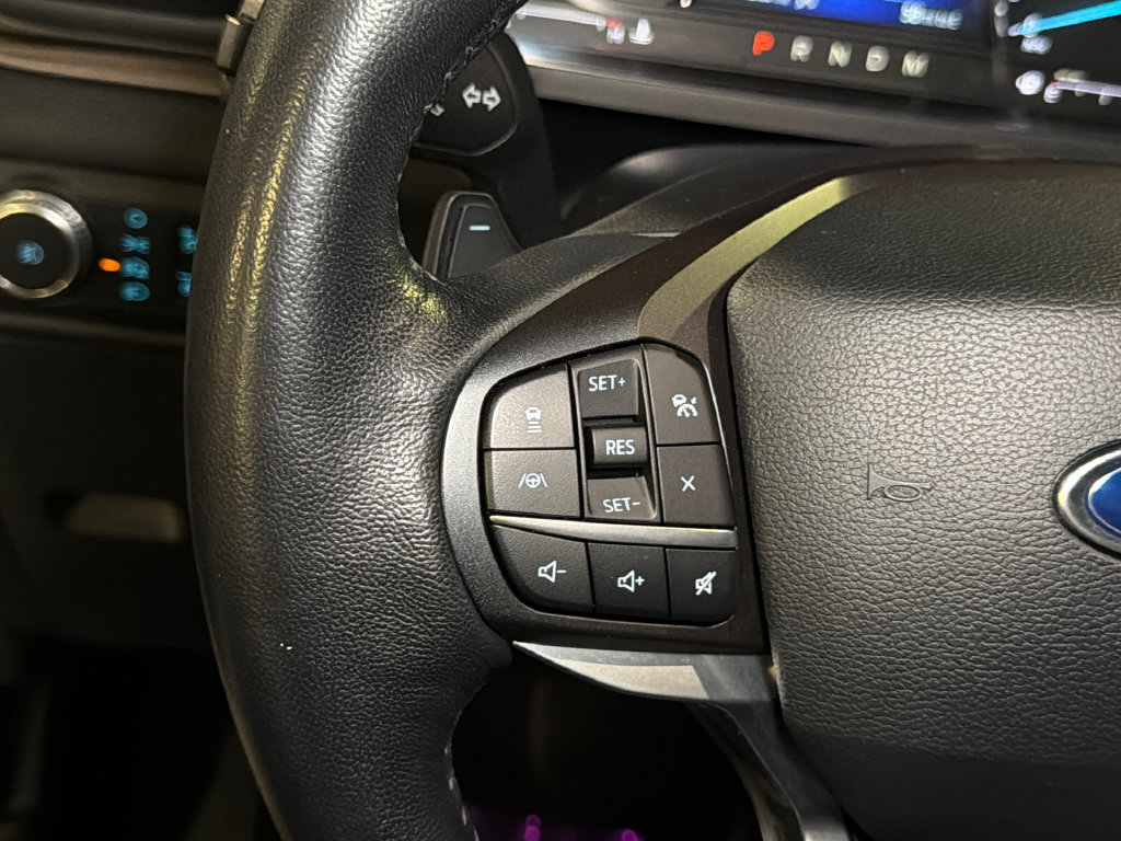 Used 2020 Ford Explorer Limited AWD/4WD image 28