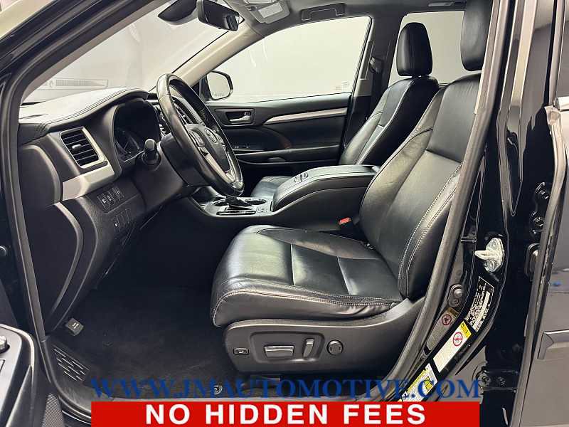 Used 2018 Toyota Highlander XLE image 13