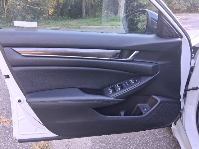 Used 2021 Honda Accord Sport image 11