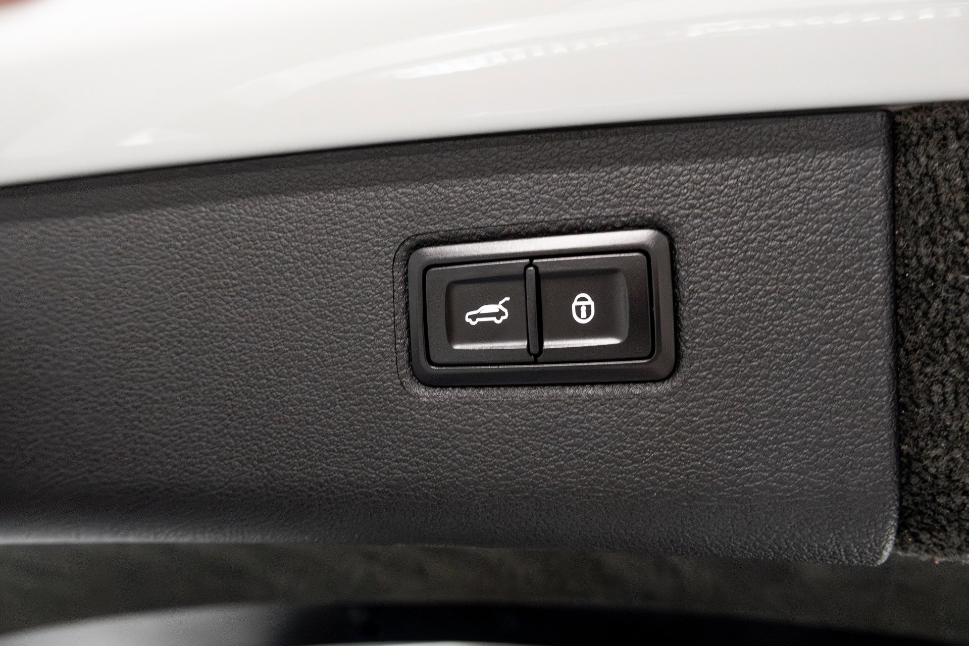 Used 2020 Bentley Bentayga image 52