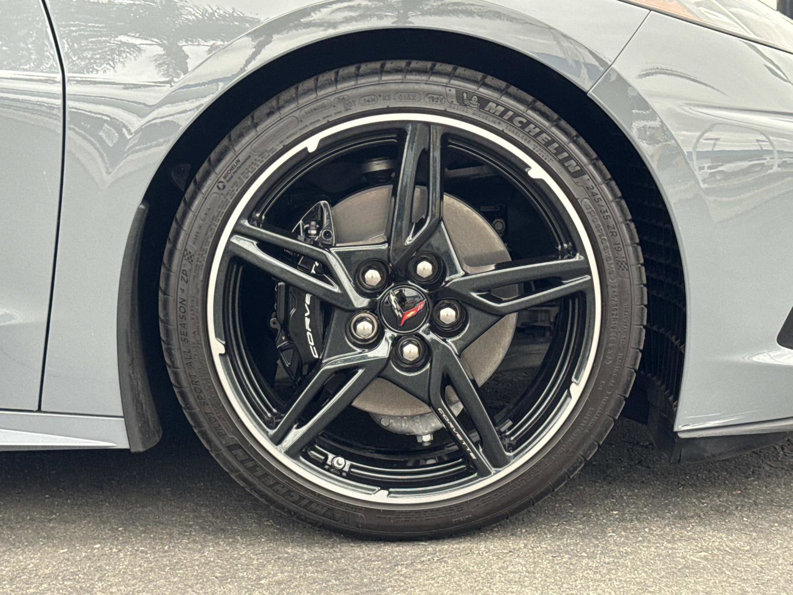 Used 2024 Chevrolet Corvette Stingray Preferred Cpe w/ Stealth Interior Trim Package image 30