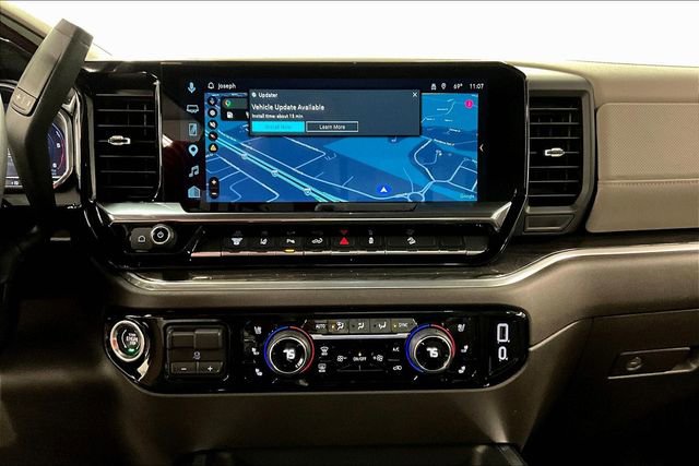 Used 2025 Chevrolet Silverado 2500 LTZ w/ LTZ Convenience Package AWD/4WD image 30