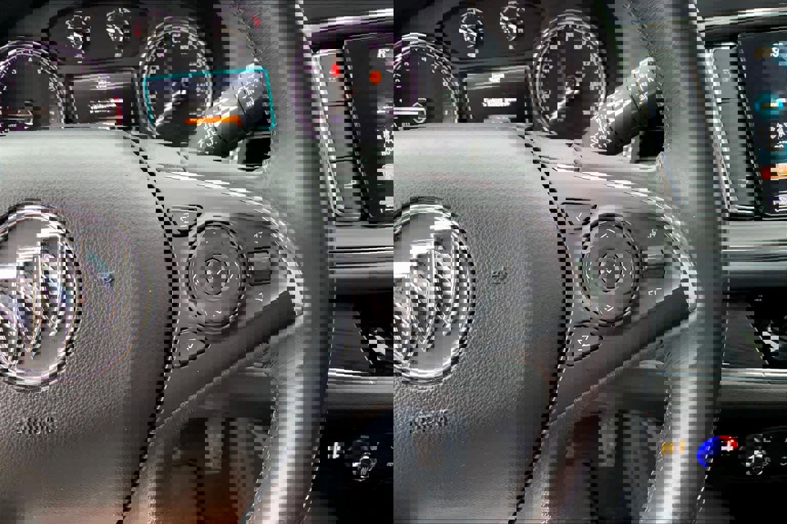 Used 2018 Buick Enclave Premium w/ Experience Buick Package image 24