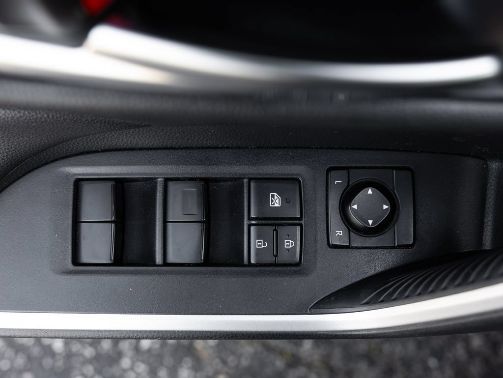 Used 2019 Toyota RAV4 XLE w/ Convenience Package AWD/4WD image 31