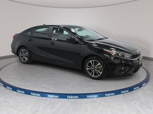 Used 2023 Kia Forte LXS image 4