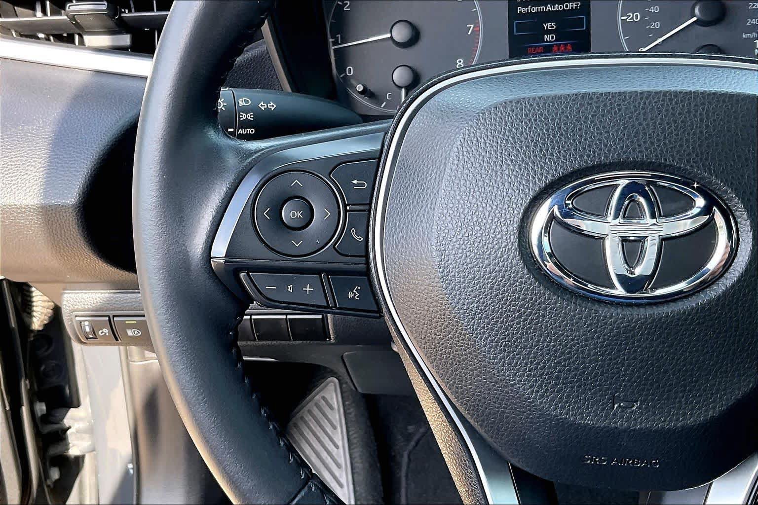 Used 2023 Toyota Corolla SE FWD image 23
