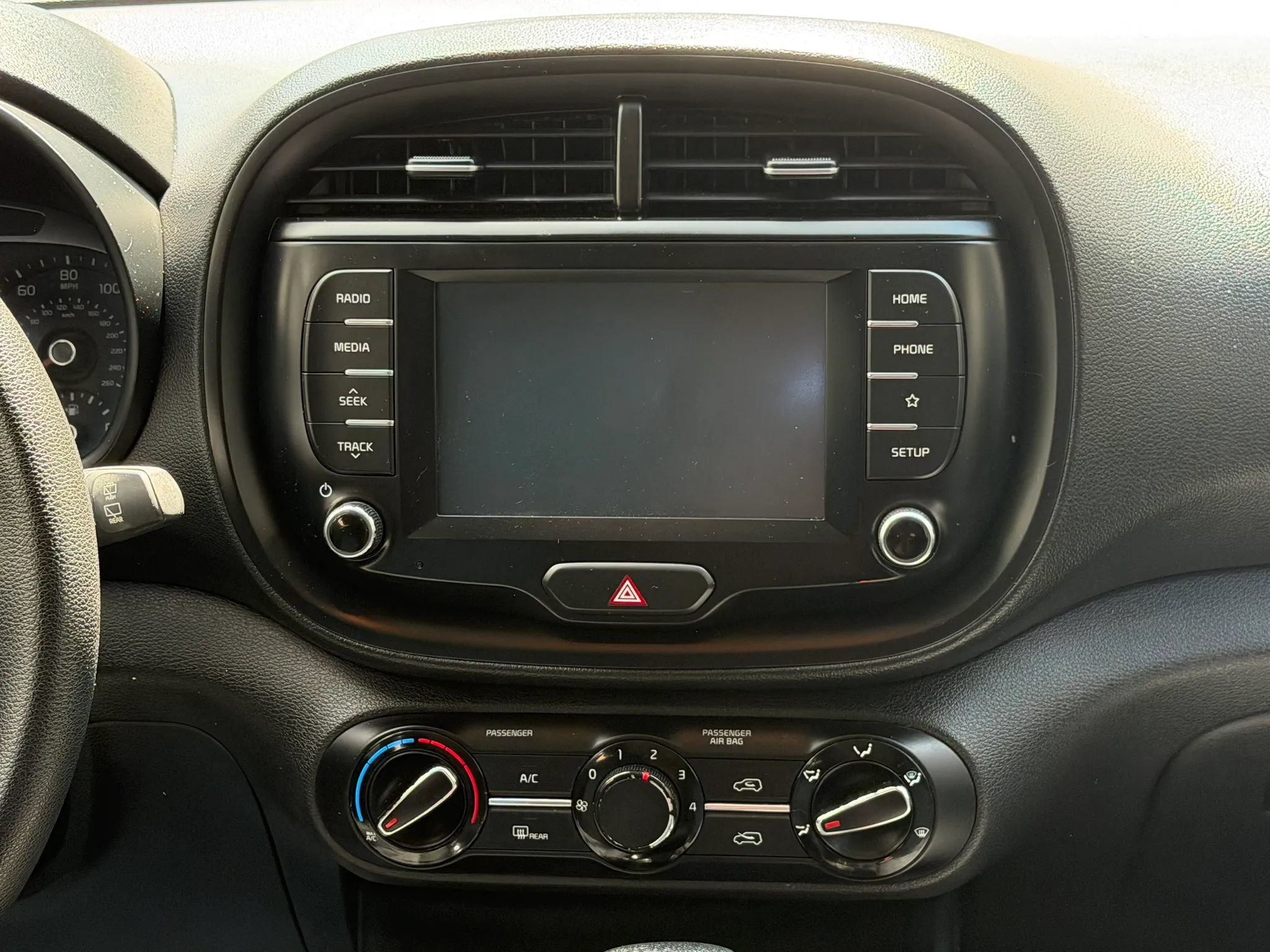 Used 2020 Kia Soul LX FWD image 15